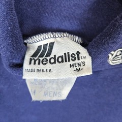 Medalist Men’s Blue Turtleneck Shirt Size M Cotton Scouts Embroidered Wolf SPOTS