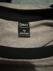 Dazy Men’s S Gray/Black/White Graphic Print Crew Neck Short Sleeve Tee Regular