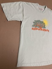 Green A Plastic Plant Tee Shirt SMALL – Preowned