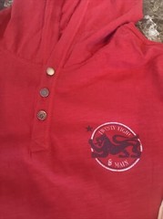 Disney 28 and Main Carousel Preppy Shirt Size XXL Theme Park Castle Coat Of Arms