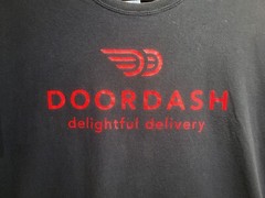 DoorDash Delightful Delivery T-Shirt – Employee Short Sleeve Tee – Mens XL Black