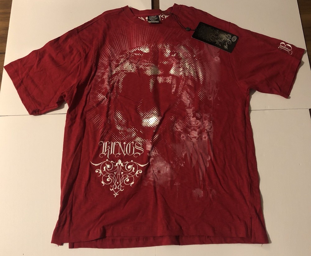 NWT Men’s red, Bare Fox, One color, one nation T-shirt 2XL 32 x 24 inches
