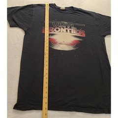 Bay Island Sportswear The Vinyl Men’s Graphic T-Shirt Black XL Space Record