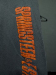 Bruce Springsteen E Street Band 2023 Tour XL Gray LS Tee Shirt 21″ W X 29.5″ L