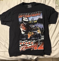 XXL and XL tillys and pacsun graphic tees *BUNDLE ONLY*
