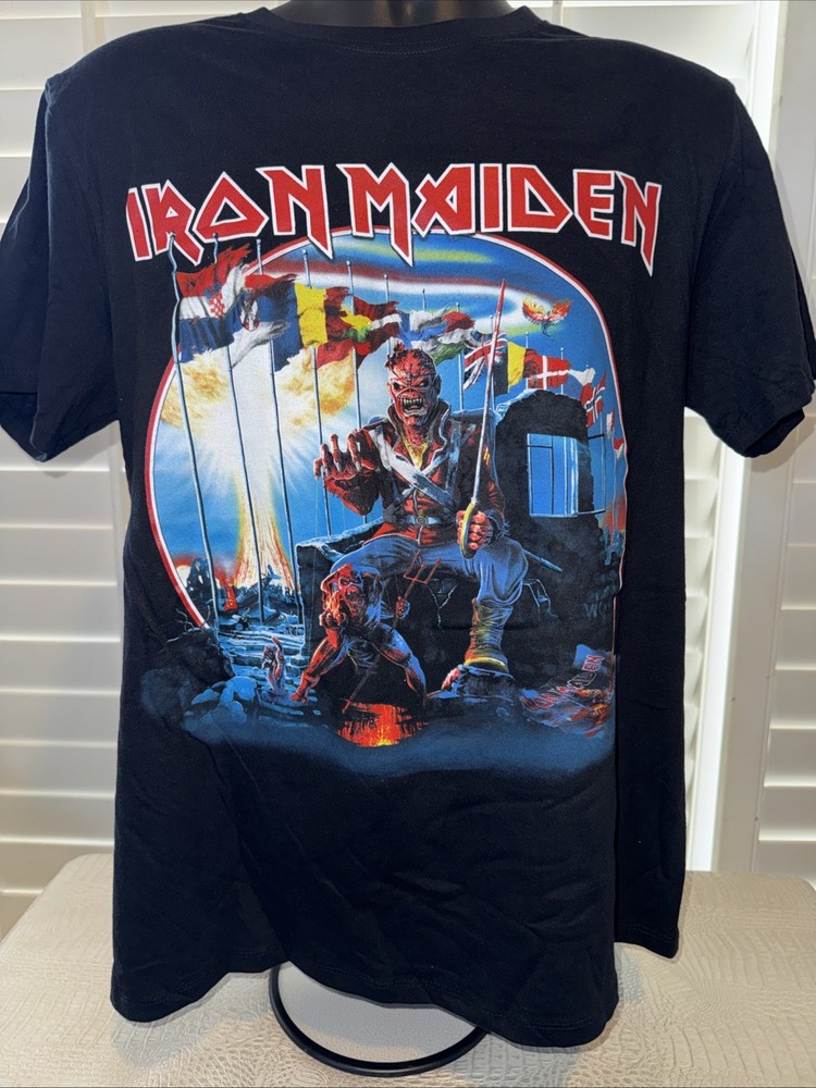 Iron Maiden Official “Legacy Of The Beast” 2022 World Tour T-Shirt Small New