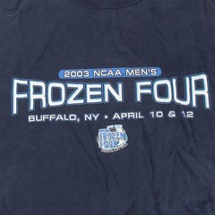 2003 NCAA Men’s Frozen Four College hockey championship t-shirt LARGE vtg y2k