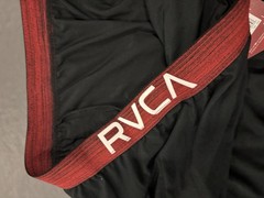 RVCA Set Of Items LARGE (5)