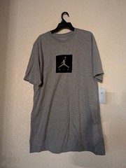 NEW Air Jordan Shirt Mens Medium Gray Jumpman Graphic Short Sleeve T shirt Logo