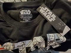 Star Wars Character Logo C-Life Group NWT Graphic Print T-shirt Size Medium
