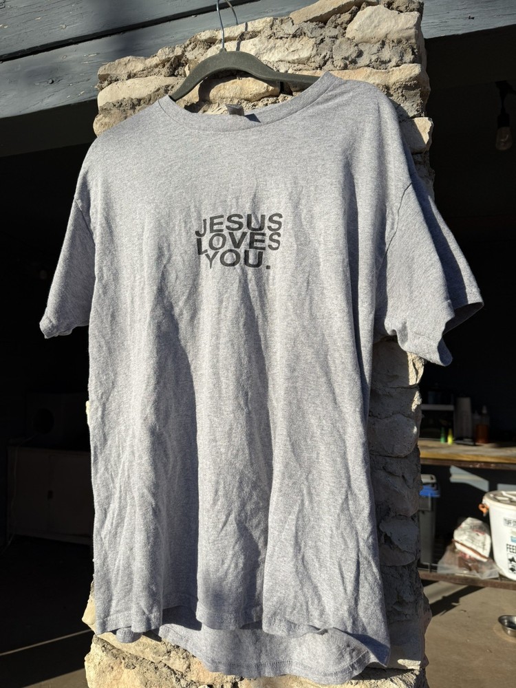 Jesus Loves You T Shirt Size Large, Grey