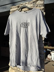 Jesus Loves You T Shirt Size Large, Grey