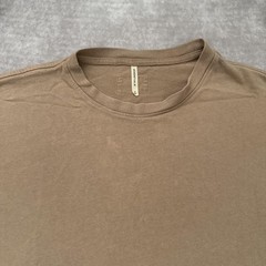 FOG Fear of God Essentials Shirt Mens Medium Taupe Brown Crewneck 100% Cotton