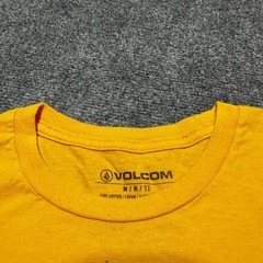 Volcom Shirt Mens Medium Yellow Cotton Tee Short Sleeve Stone Logo