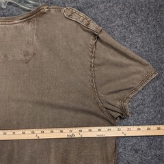 DKNY Jeans Split Neck T-Shirt XL beige/tan color with contrast stitch details
