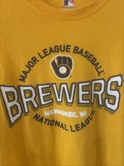MLB Milwaukee Brewers Men’s XL Yellow Logo National league T Shirt Cotton