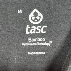 Tasc Shirt Mens M Black Bamboo Performance Crewneck Tagless Stretch Short Sleeve