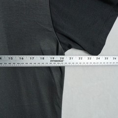 En Noir Mens Avant Grarde Monochromatic T-Shirt Black Made in USA 20×30
