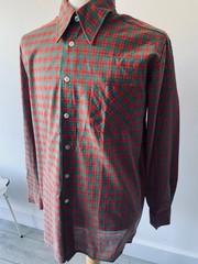 VINTAGE mens 70s ZURICH RED/GREEN CHECK PLAID COTTON LONG SLEEVED SHIRT 44″