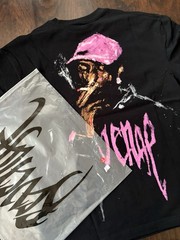 Revenge Pink Lightning Graphic Black Men’s Short Sleeve Crew Neck T-Shirt S