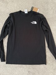 The North Face Men’s Long Sleeve Black T-Shirt Never Stop Exploring, Size L