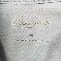 NEW Roundtree & Yorke T Shirt Men’s Medium M Gray Long Sleeves Crewneck Stretch