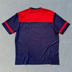 Primitive Men’s Navy Blue & Red V Neck Jersey Tee T Shirt Size Extra Large XL
