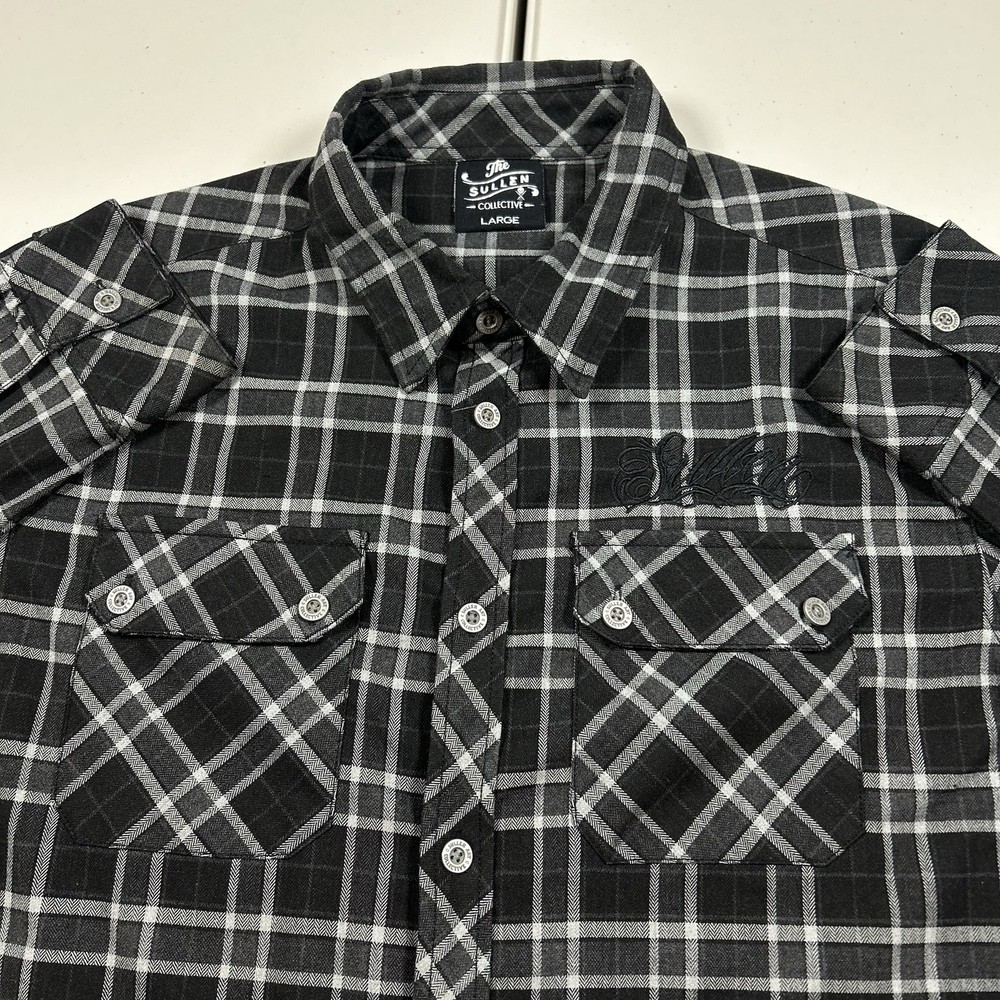 Sullen Collective Long Sleeve Black Plaid Flannel Shirt Men’s Size Large Moto
