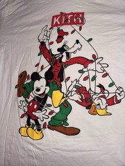 🎄 KITH x DISNEY “MICKEY & FRIENDS” HOLIDAY TEE 🎄