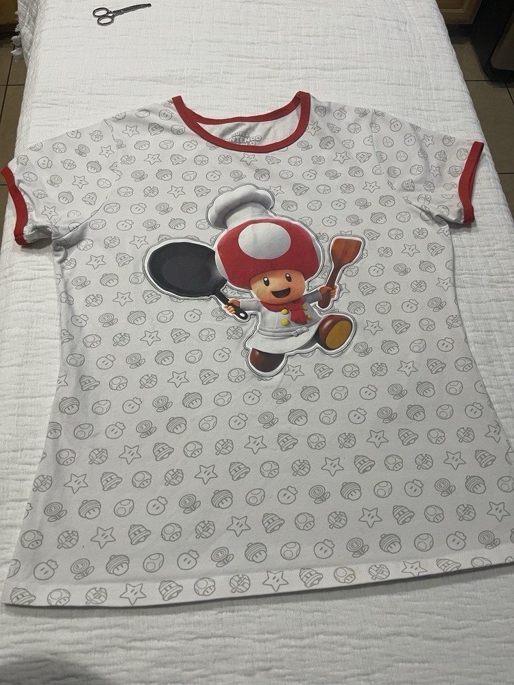 Universal Studios Super Nintendo World Toad Ringer Tee Crew Neck White/Red L