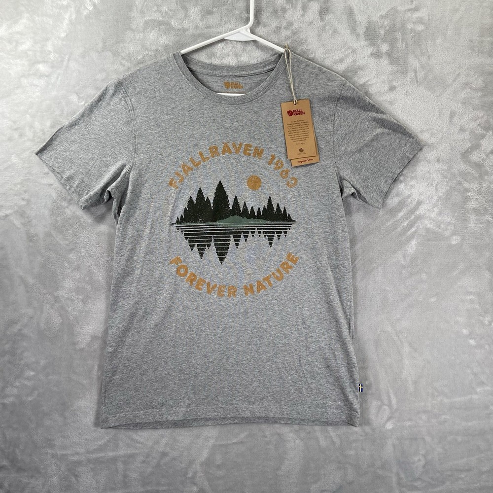 Fjallraven T-Shirt men’s Small Forest Mirror Graphic Tee Short Sleeve Nature NWT