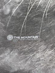 The Mountain 2013 Gato Cat Eye Black White Shirt Medium Tie Dye Effect whiskers