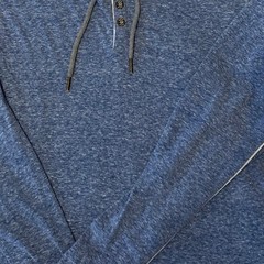 BKE long sleeve T-shirt varied blue. Three button with hood. Size small.