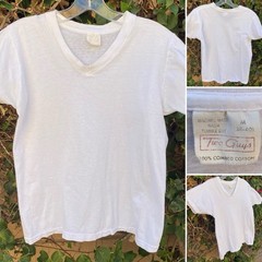Vintage Two Guys White V Neck T Shirt Combed Cotton Size M Single Stitch