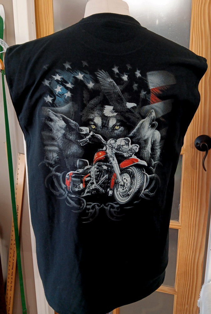 MOTORCYCLE BIKER T Shirt Sleeveless V Twin Wolf PATRIOTIC AMERICAN FLAG Pocket