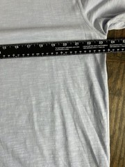 Orvis Mens Sz L Light Blue Slub Knit V-Neck Short Sleeve Tee Soft Cotton Peru
