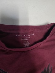 American Eagle T-Shirt L Burgandy Short Sleeve Super Soft Standard Fit (A35)