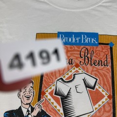 Vintage Gildan Shirt Mens XL White Graphic Statement Ultra Blend USA Tee