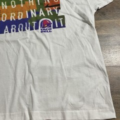Vintage Taco Bell Nothing Ordinary About It White T-Shirt Mens Size XL USA