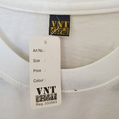 I Heart Jakarta White T-shirt Heart has embossed design VNT Unisex Sz XL NWT