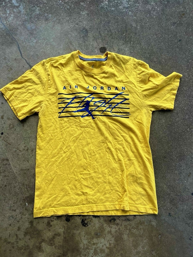 Jordan Air Jordan Flight Men’s Yellow Cotton Graphic Crew Neck T-Shirt M