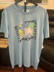 Pink Floyd World Tour 1988 Graphic T-Shirt 22.5 in Blue Rock & Pop Tee