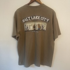 Salt Lake City Tourist Tee Animals In Bathroom Tan Cotton XL Kitschy