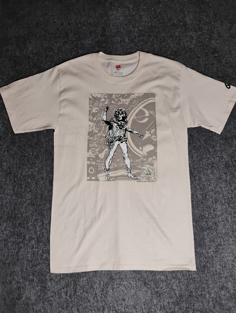 RARE VINTAGE Graphitti Designs Wally Wood Spaceman NEW Beige T-Shirt Size Small