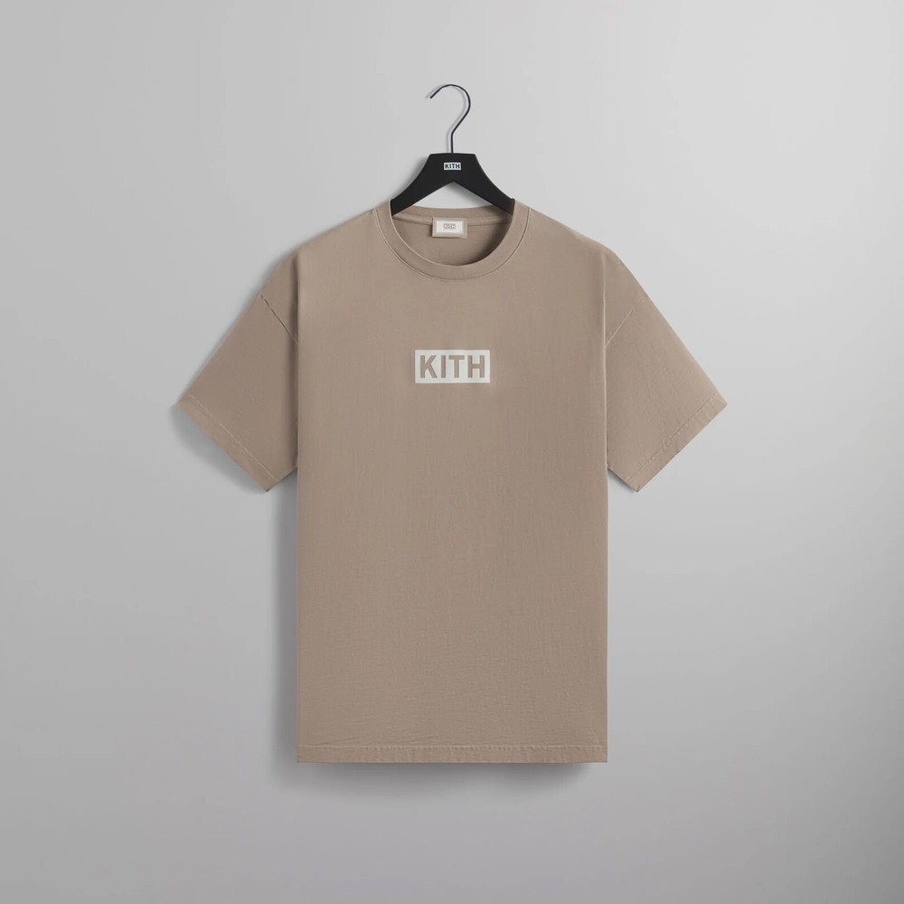 Kith Loyalty Program Classic Logo Tee Made to Order Men’s T-shirt Molecule XL