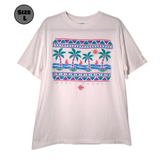 VINTAGE Maui, Hawaii Beach with Palm Trees & Boats USED Shirt (L, Single Stitch)