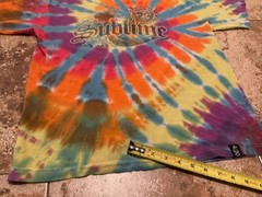 420 SUBLIME BAND T-SHIRT RAINBOW TIE DYE DISTRESSED ( MENS M ) PREOWNED