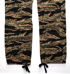 2017 STUSSY ~SEERSUCKER~ TIGER CAMO CARGO PANTS 28/30 wtaps/fuct/bdu/beach/gear
