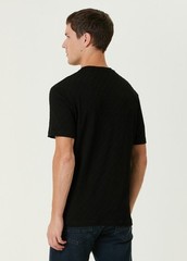 NO CUSTOMS TAX GIORGIO ARMANI mainline black zigzag pattern t-shirt Size Medium