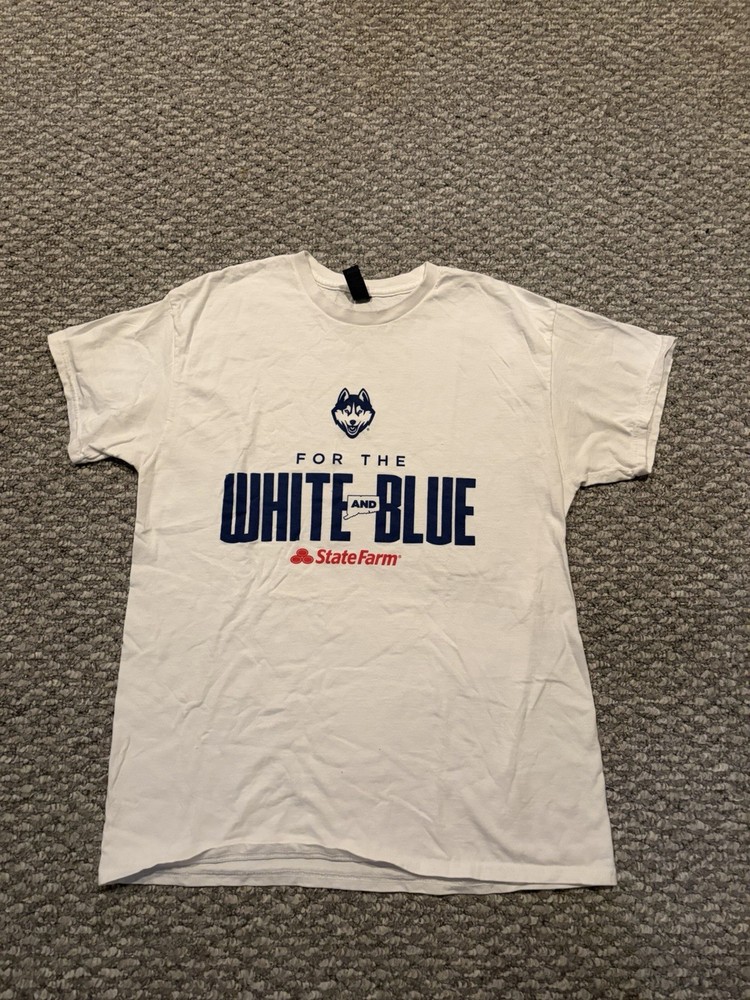 Gildan Heavy Cotton UConn White Blue Men’s Graphic T-Shirt Size L Game Giveaway